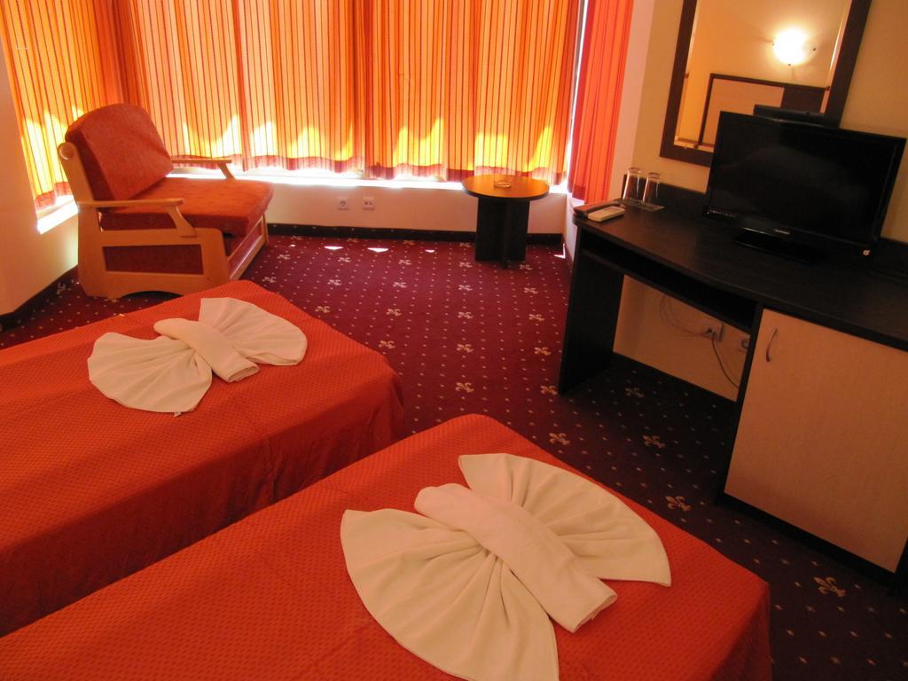 Hotel Maverick 3*